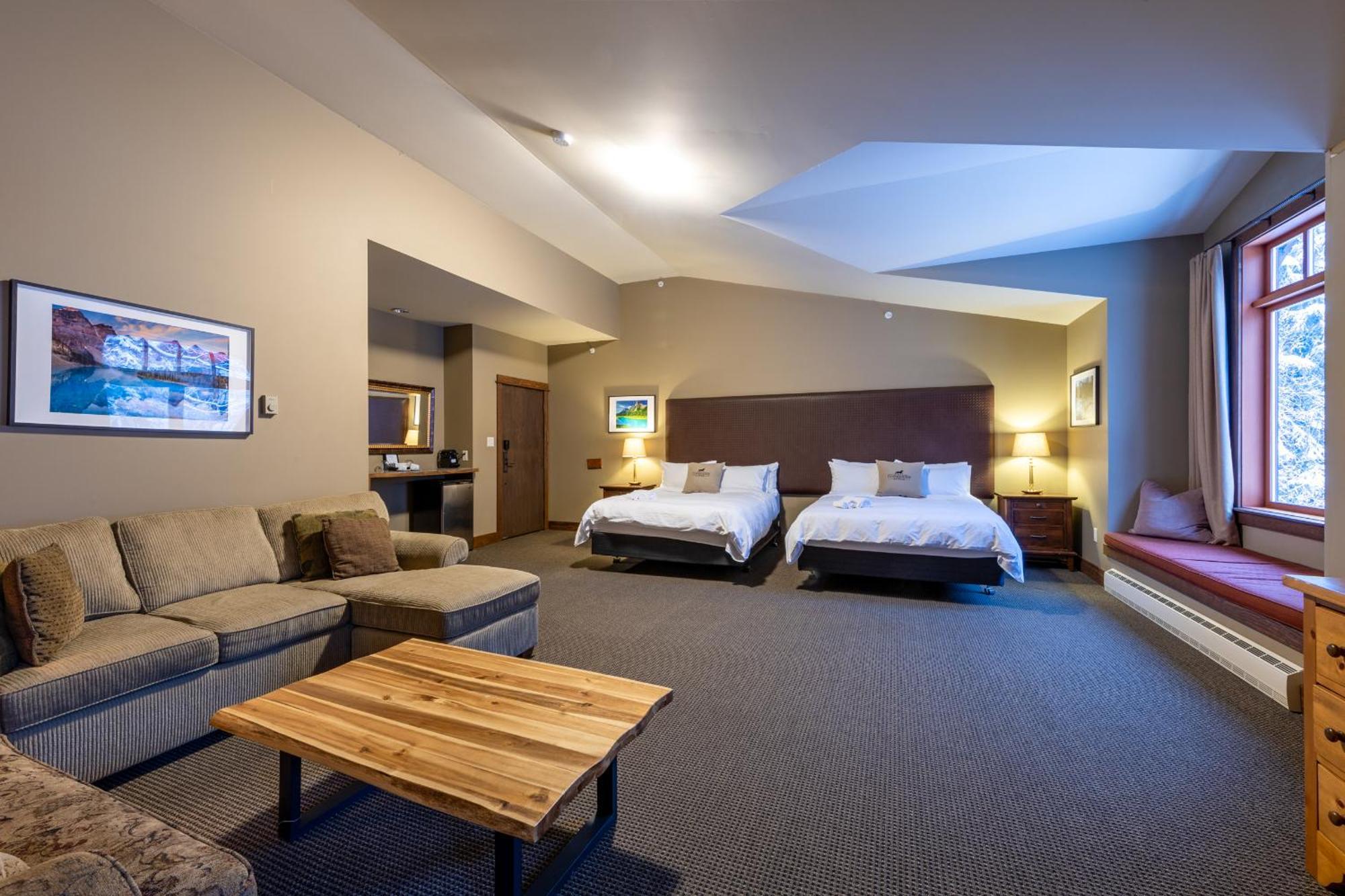 Copper Horse Lodge Golden Extérieur photo