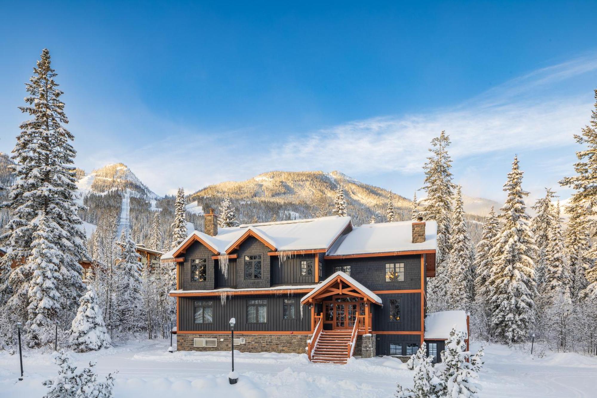 Copper Horse Lodge Golden Extérieur photo